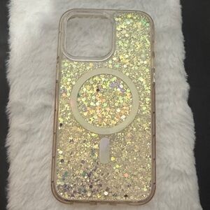Apple Gold Glitter MagSafe Phone Case